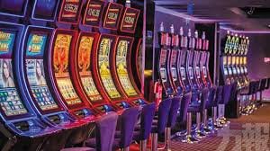 uj777 bet section live casino table interface on a Filipino player's mobile phone